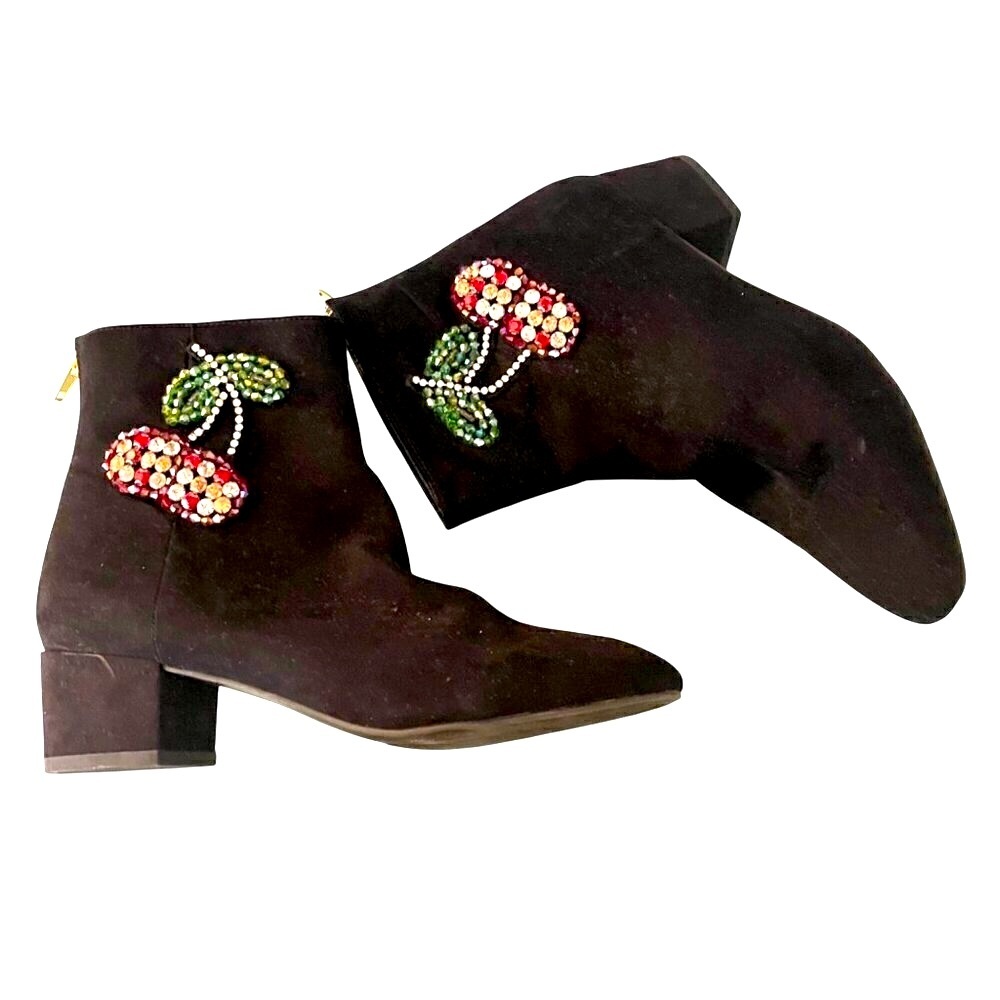 Betsy Johnson women’s boots size 6 ankle  black suede/ rhinestone trim - Picture 5 of 9